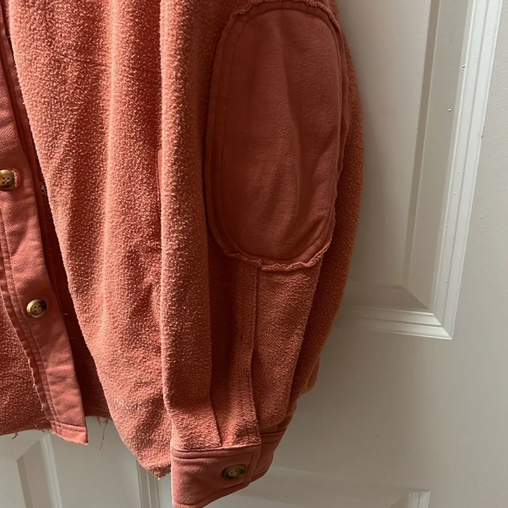 Coral Fleece Exposed Hem Oversized Shacket - Picture 4 of 9